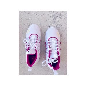 GIRLS' PUMA BIG KID AXELION MESH JR. SNEAKERS size 4.5 white pink yellow